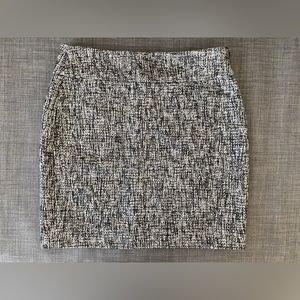 The Limited Tweed business skirt size 2